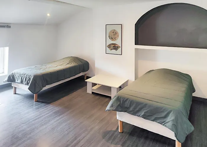 Hébergement de vacances Grande Maison De Village *